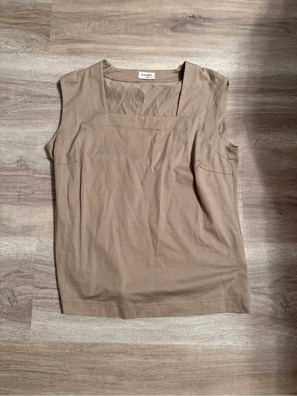 Akris punto square neck sleeveless top size 12